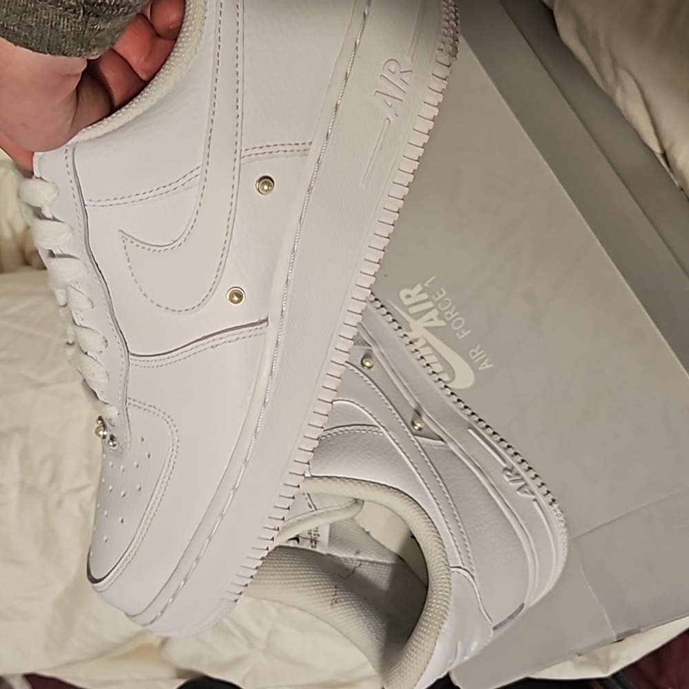 NIKE AIR FORCE 1S 07' SE